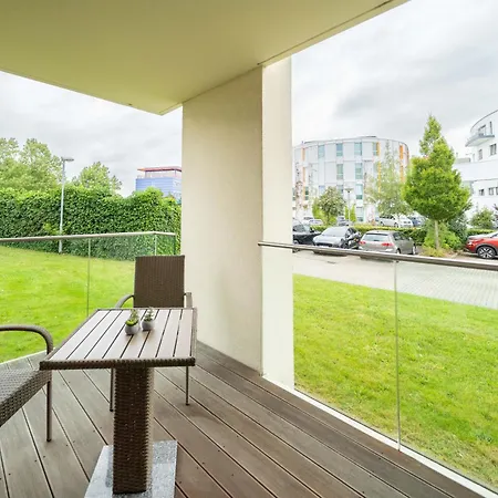 Moebliertes Wohnen - Novalie 아파트 로스토크